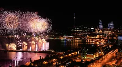 Yeni il şənlikləri kolleksiyasının şəkli