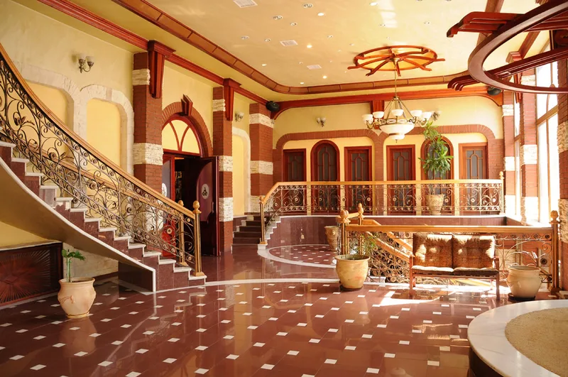 صورة 2 لـ Astoria restoran