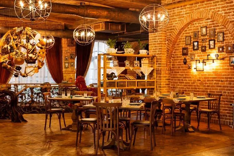 13 Restaurant məkanının 1-ci şəkli