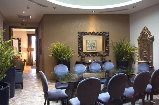 "House of Sultans" restaurant məkanının şəkli