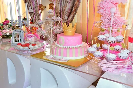 صورة 3 لـ East Legend Panorama Hotel & Restaurant