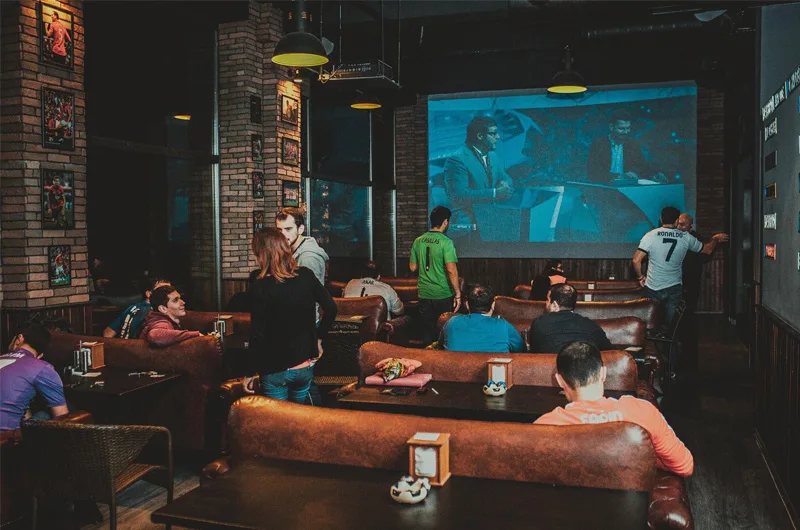 صورة 2 لـ Arena Sports Bar