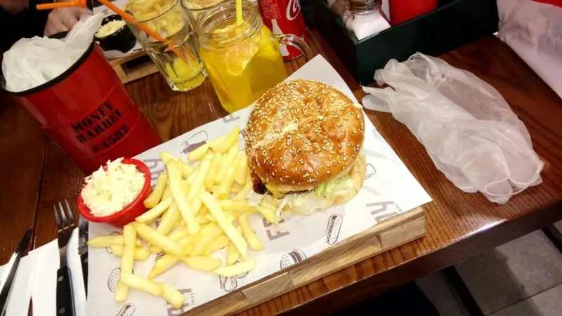 صورة 2 لـ Fryday
