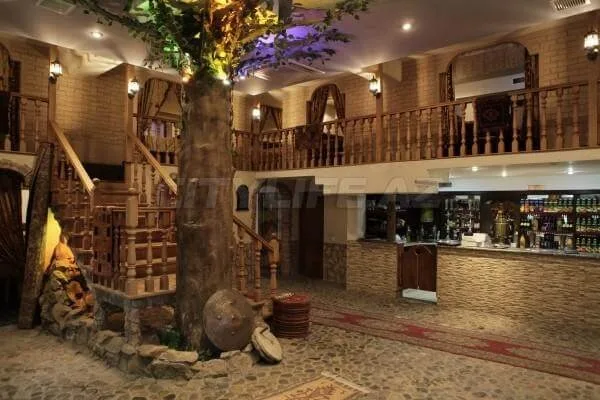 Əlincə Restoranı məkanının 2-ci şəkli